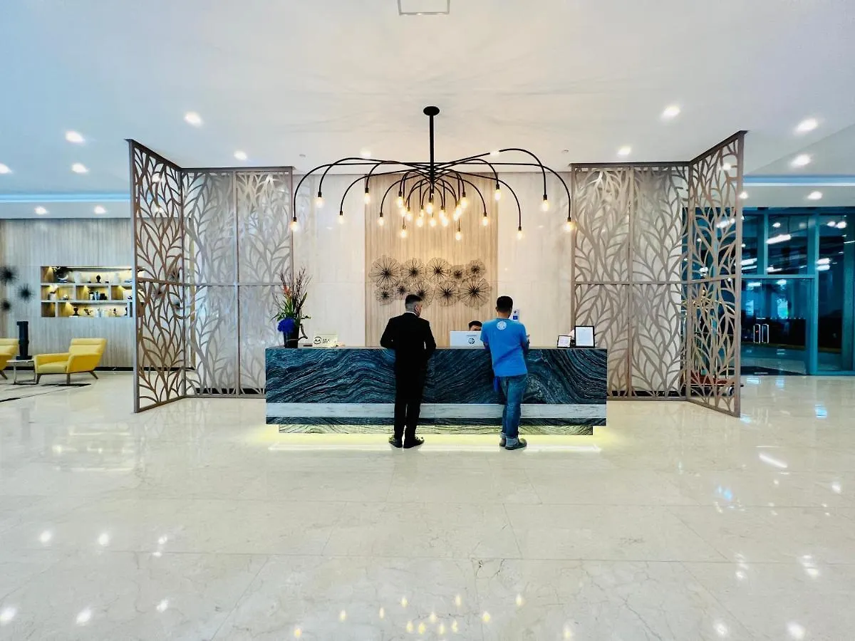 Bgc Luxury Condo - Pool, Wi-Fi, City View - Suite 11 Manila 0*,  Philippines