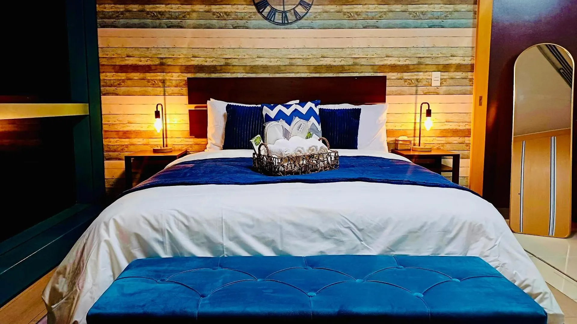 Bgc Luxury Condo - Pool, Wi-Fi, City View - Suite 11 Manila Apartment